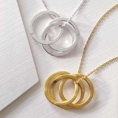 diamond-accented rings necklace