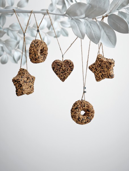 bird seed garland