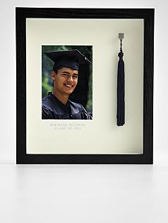 graduation frame