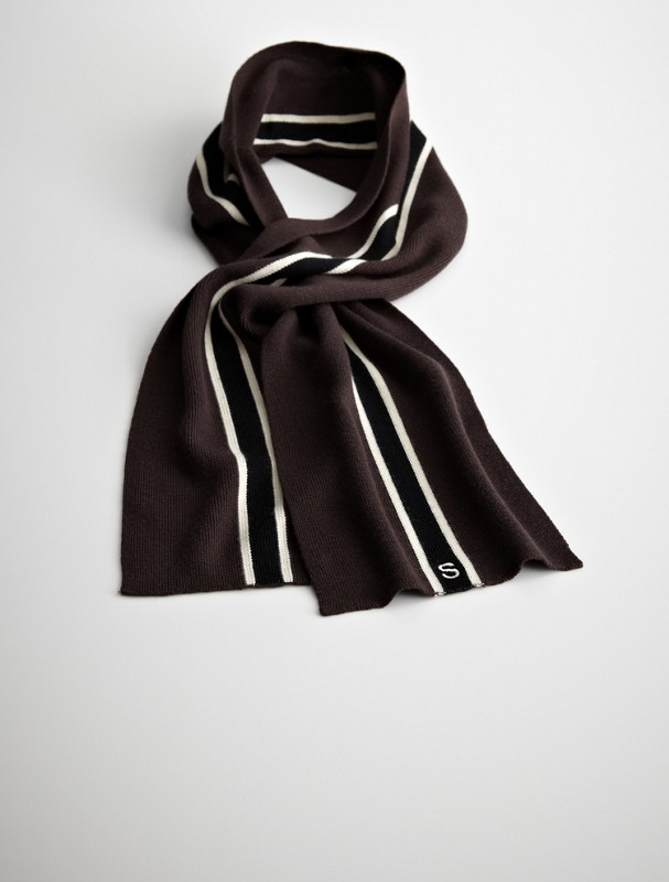 personalizable varsity knit scarf