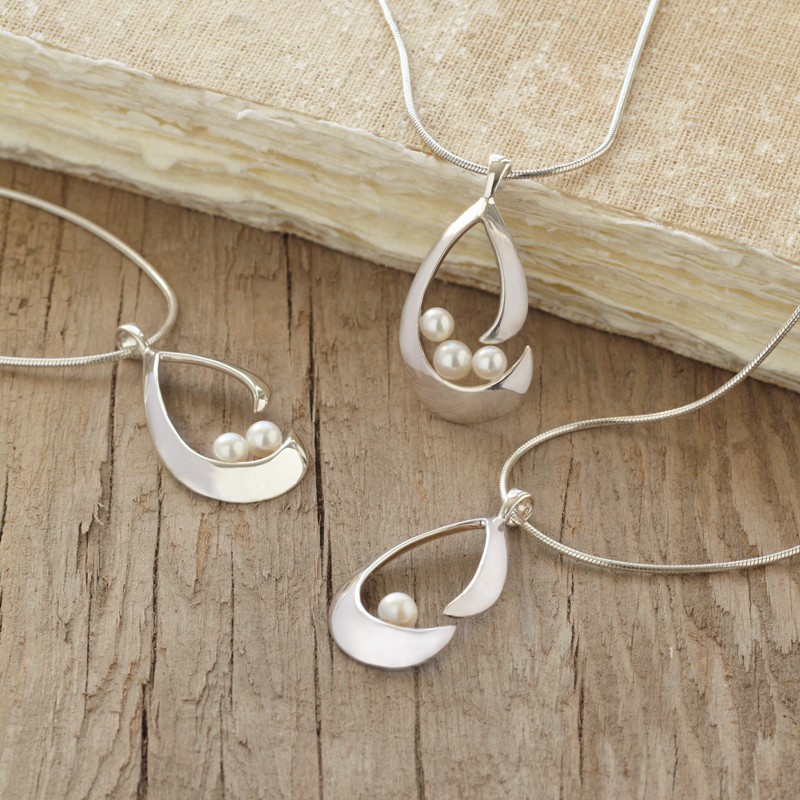 loving arms necklace