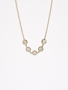 pearl focal necklace