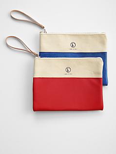 fleabag traveler's clutch