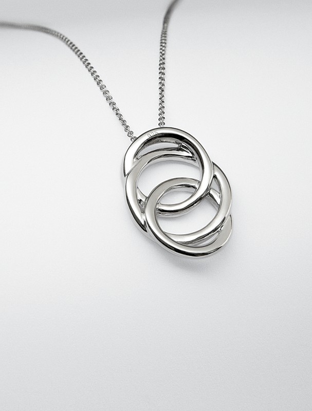 sterling silver pendant necklace