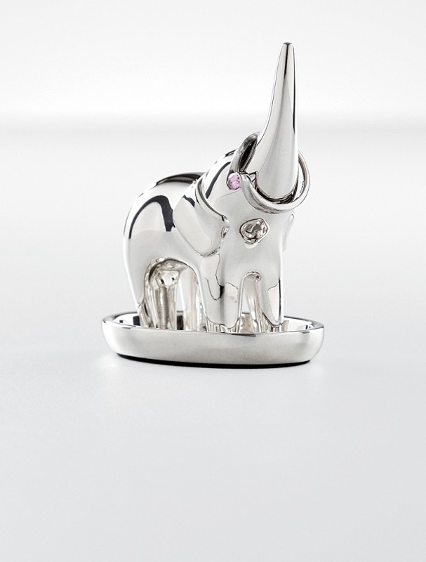 baby elephant ring holder